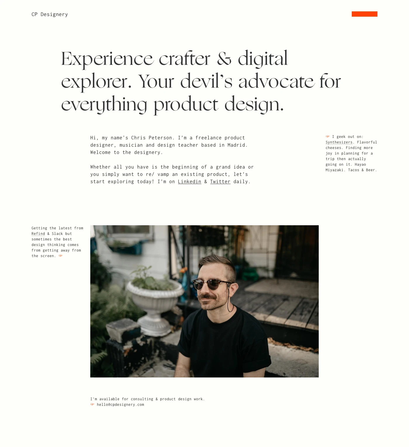 Chris Peterson Landing Page Example: I’m a freelance product designer, musician and design teacher based in Madrid. Welcome to the designery.