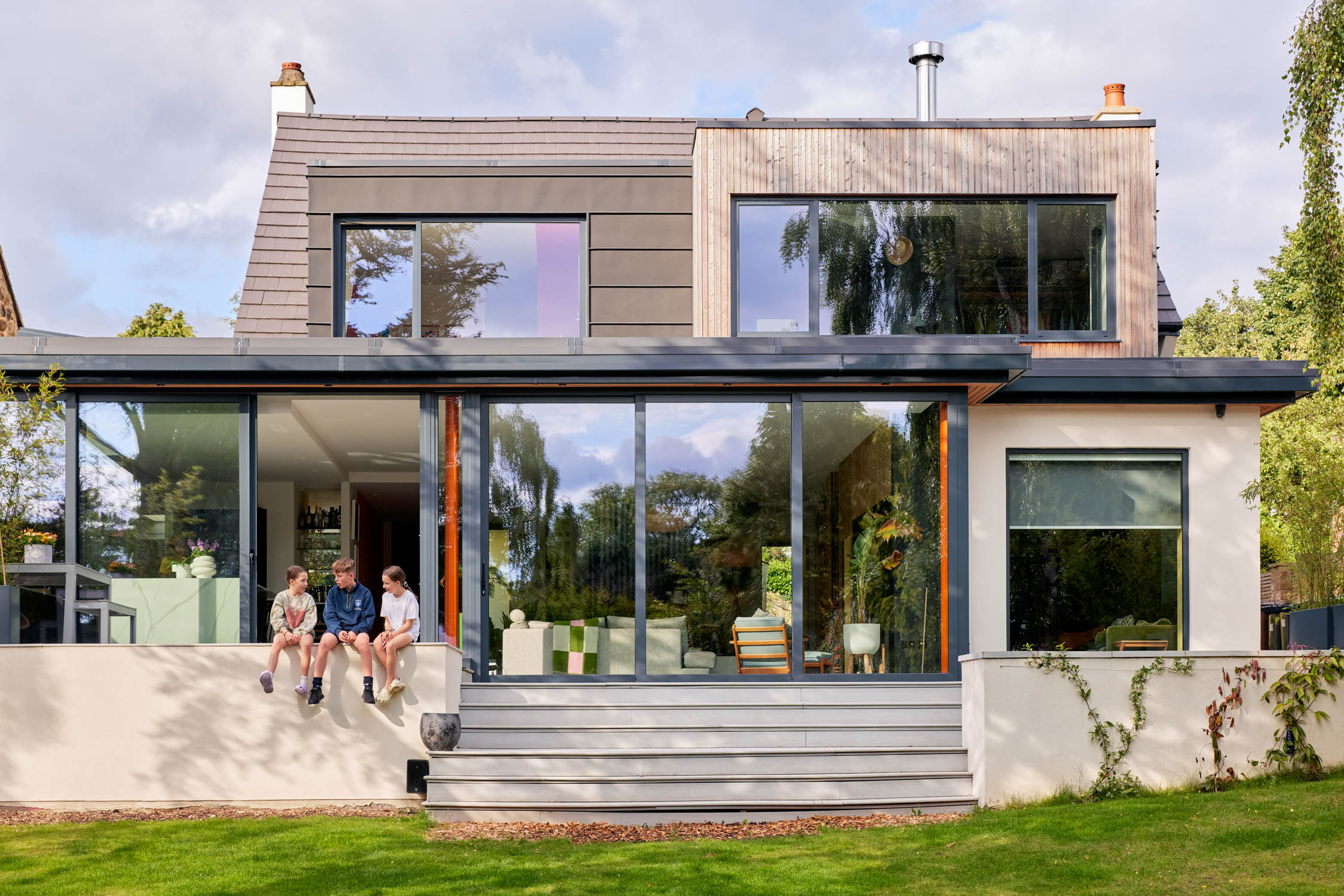 Home living example: Mesh Architects